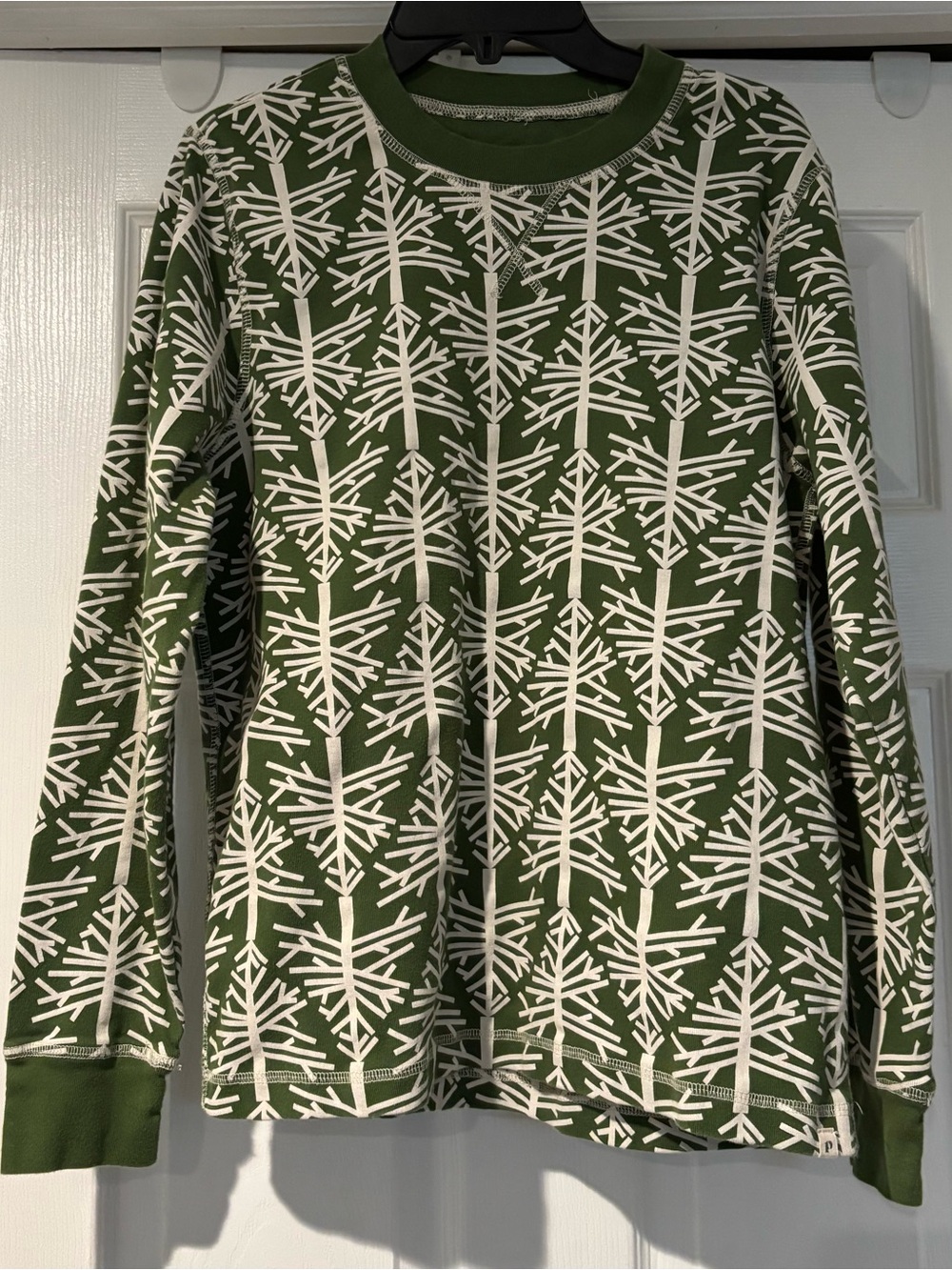 Women’s Olive Green Tree-Print Long Sleeve Pajama Top